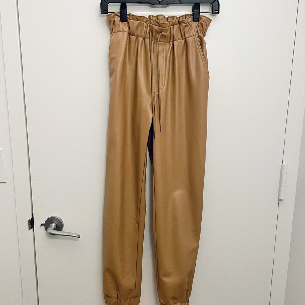 Abercrombie & Fitch Faux Leather Pants (Sz XS)